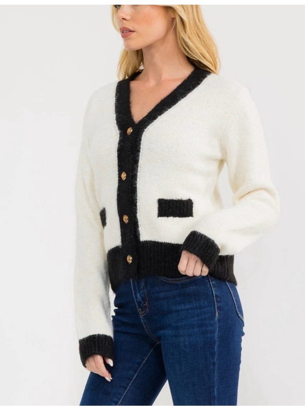 In the Beginning Ivory Black Classic Contrast Trim V-Neck Cardigan. Super soft L